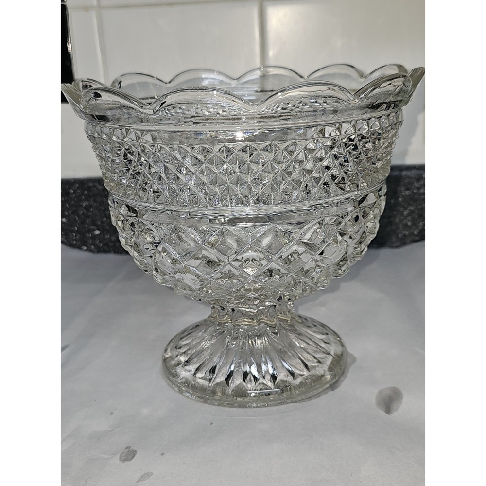 Vintage Anchor Hocking Glass Footed Bowl Scalloped Rim Diamond Cut Pedestal